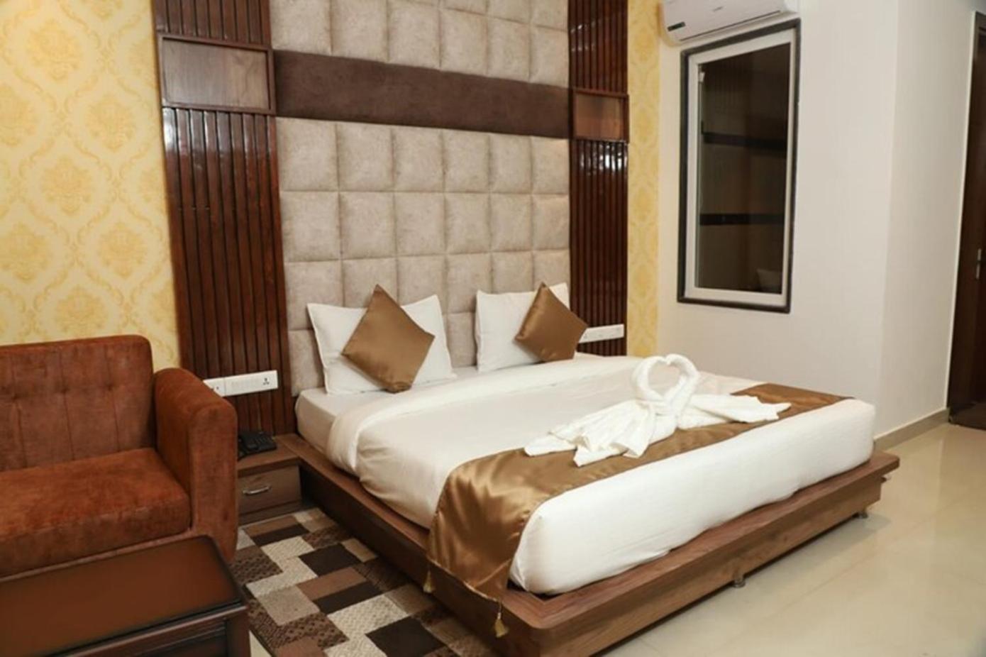 Rr Hotel & Resort Dharamshala Eksteriør bilde