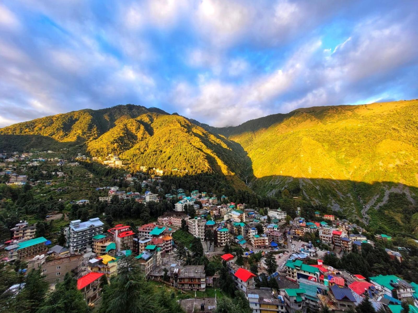 Rr Hotel & Resort Dharamshala Eksteriør bilde